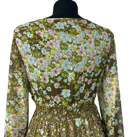 H&M Floral Slit Sleeve Dress 8 - Picture 9 of 13